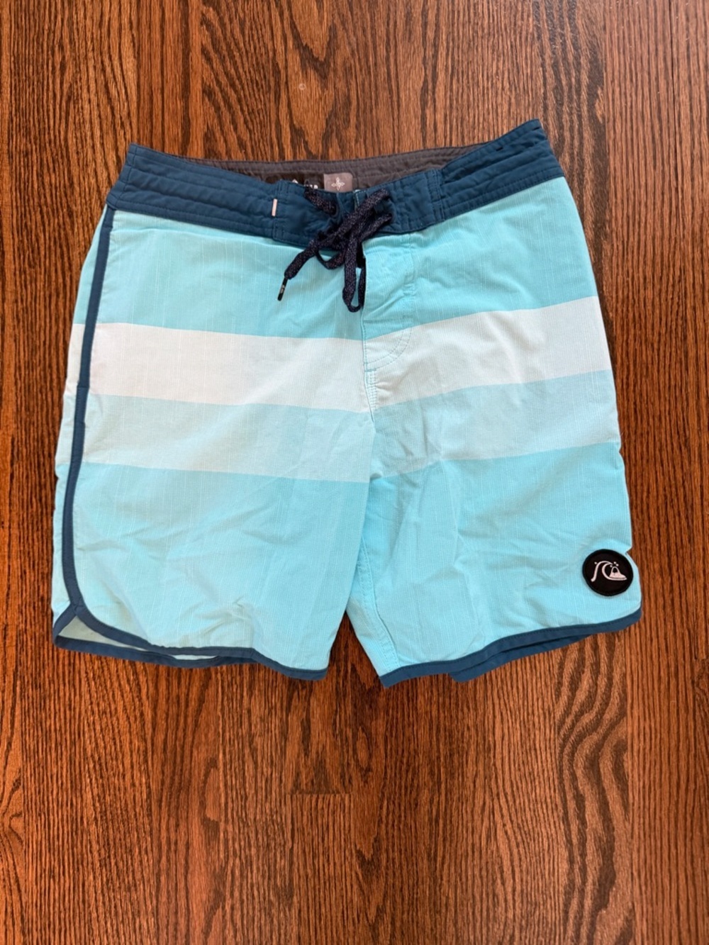 Quiksilver Men’s Board Shorts Size 28 Blue Striped Swim Trunks Surf Shorts